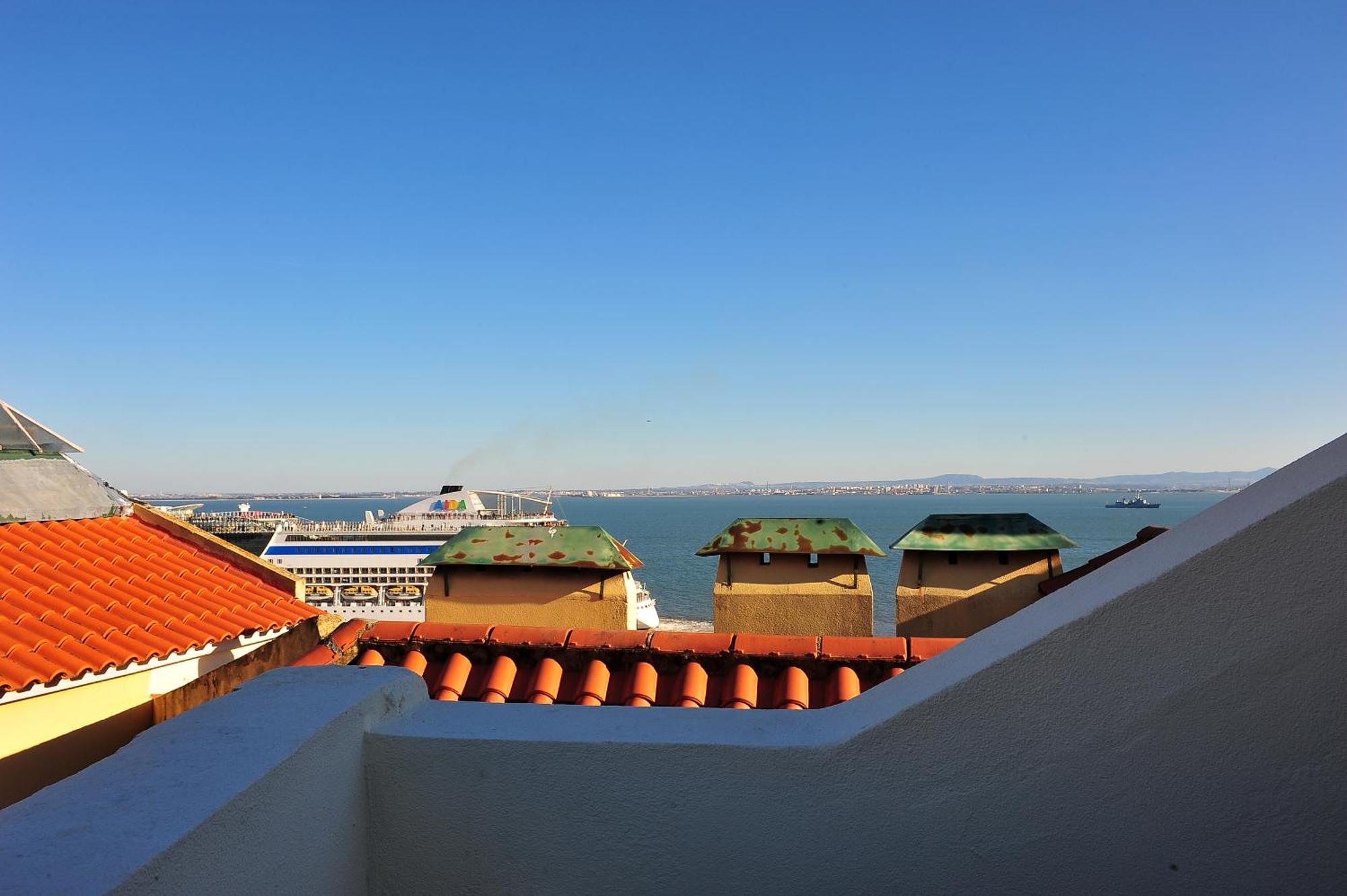 Alfama 1 Terrace Vida Boa Apartment Lisbon